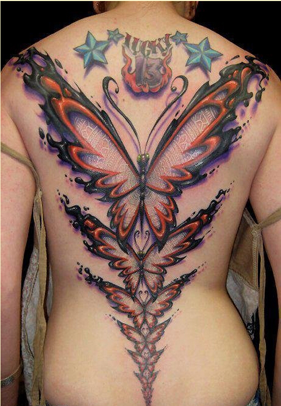 欧美女背部创意蝴蝶五角星纹身图案