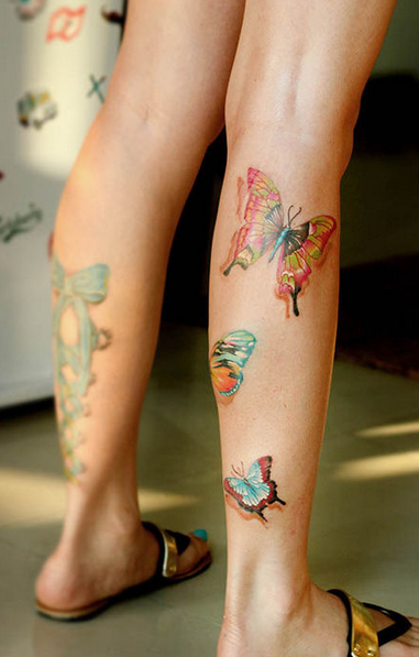 小腿漂亮的3D蝴蝶纹身图案