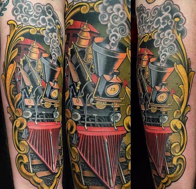一组纹身黑白灰风格点刺技巧的火车纹身图案