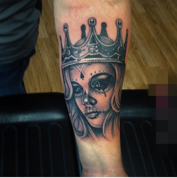 一组关于霸气女王的人物肖像纹身图案