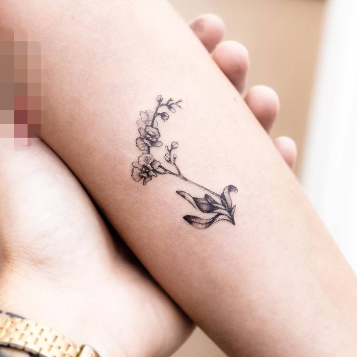 11款女生与花创意个性文艺小清新纹身图案