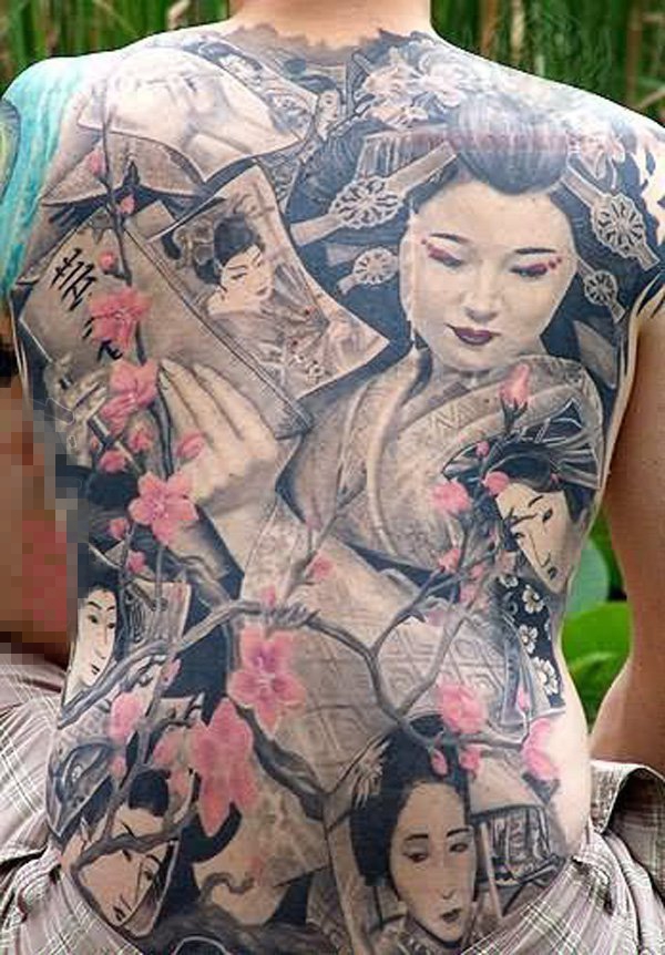 传统时尚的满背抽象线条创意艺妓纹身图案