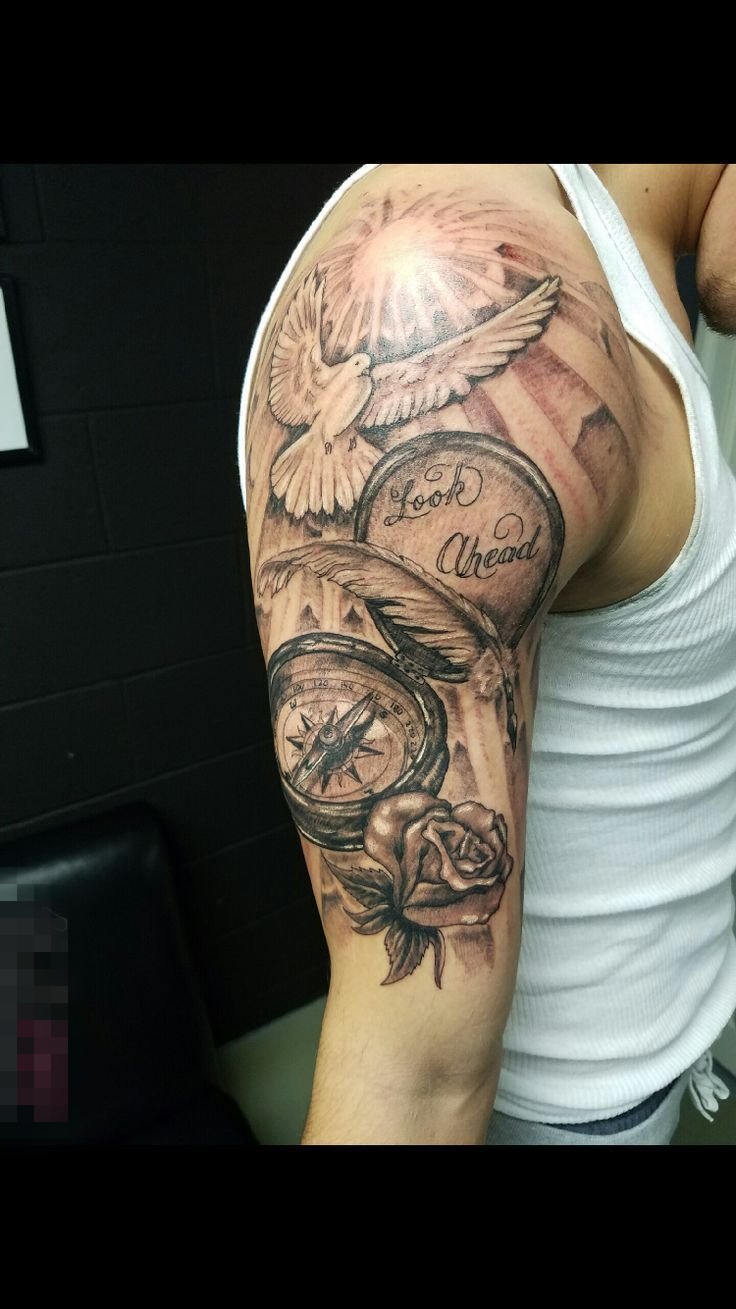 男生说手臂上黑色饿素描创意鸟和钟表玫瑰纹身图片