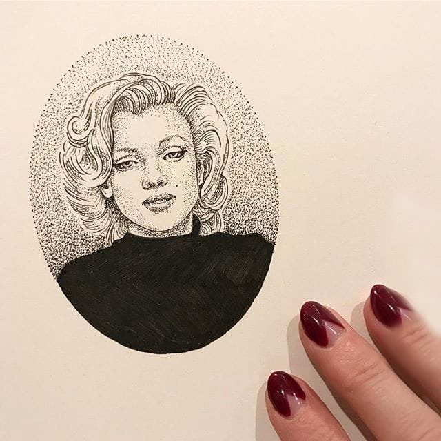 漂亮的黑色简单线条人物肖像玛丽莲梦露纹身手稿