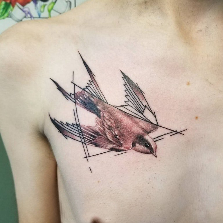 男生胸部黑灰点刺几何线条三角形和小鸟纹身图片