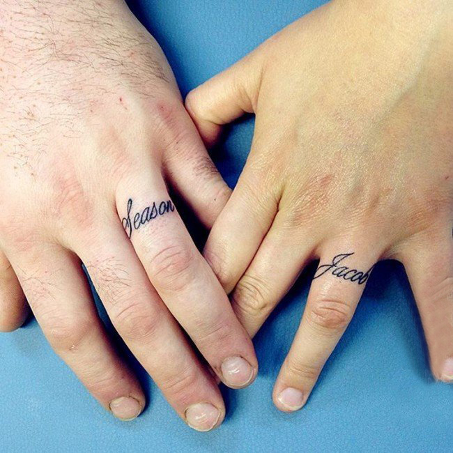 多款文艺小清新寓意十足的情侣闺蜜手指上对戒纹身图案