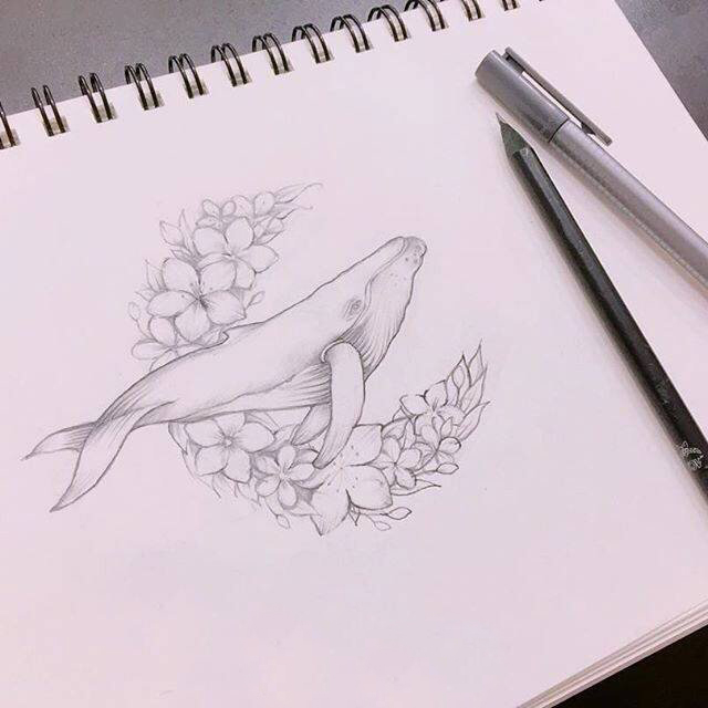黑灰素描文艺花圈可爱海豚动物纹身手稿