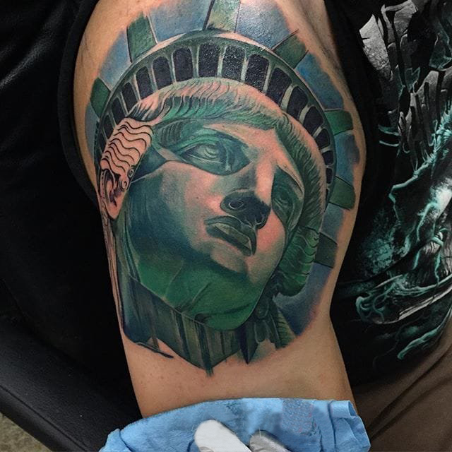 多款美国的经典标志自由女神像纹身图案