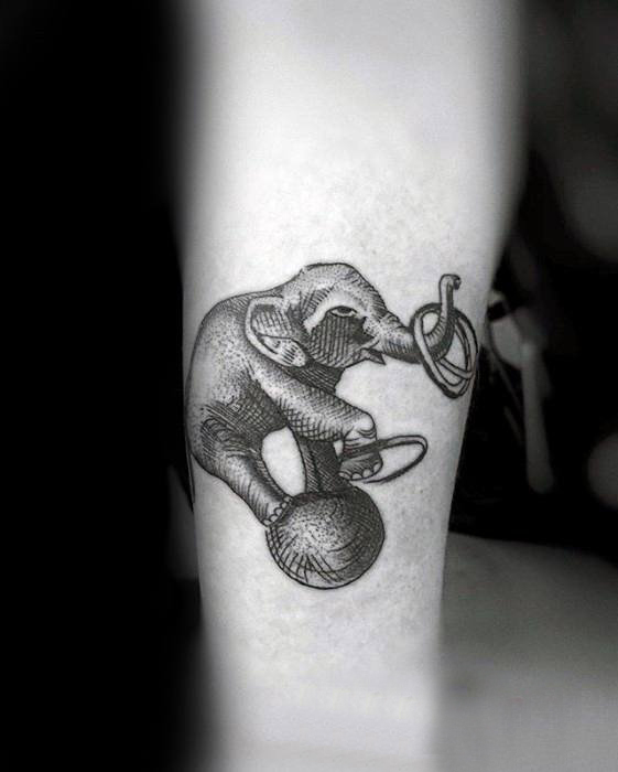 精彩纷呈的黑色点刺简单线条创意马戏团纹身图案