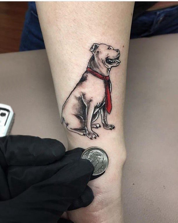 男生手臂上彩绘点刺技巧简单线条小动物狗纹身图片