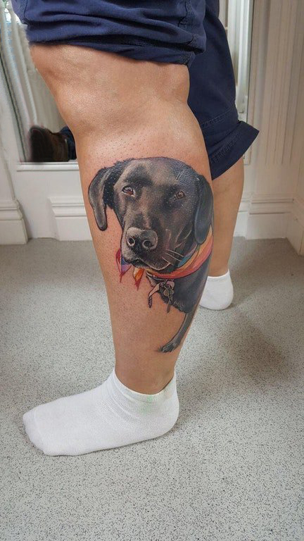 小狗纹身 男生小腿上小狗小动物纹身图片