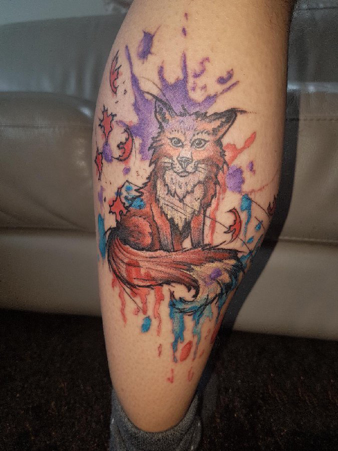 百乐动物纹身 男生小腿上彩色的狐狸纹身图片