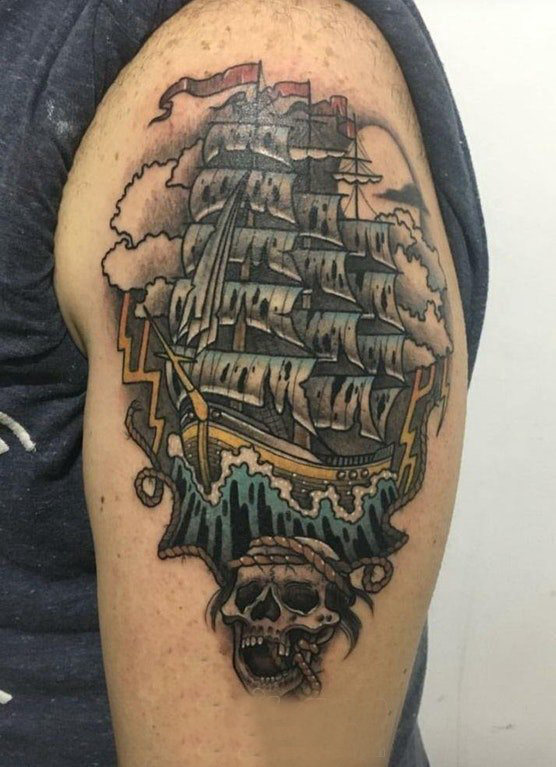 帆船纹身 男生手臂上帆船纹身图片