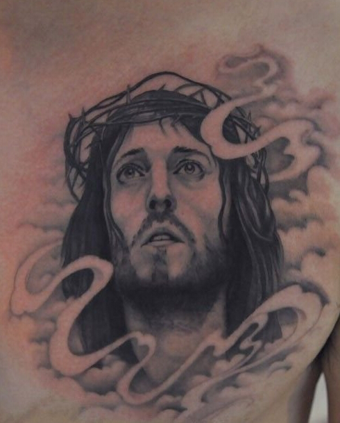 男士胸前个性耶稣头像纹身图案