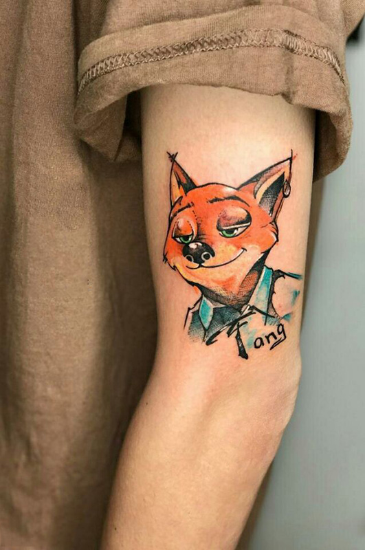 手臂狐狸尼克卡通彩绘纹身图案