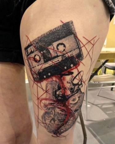 抽象艺术腿部纹身