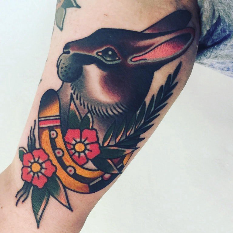兔子纹身图案 男生手臂上兔子纹身图案