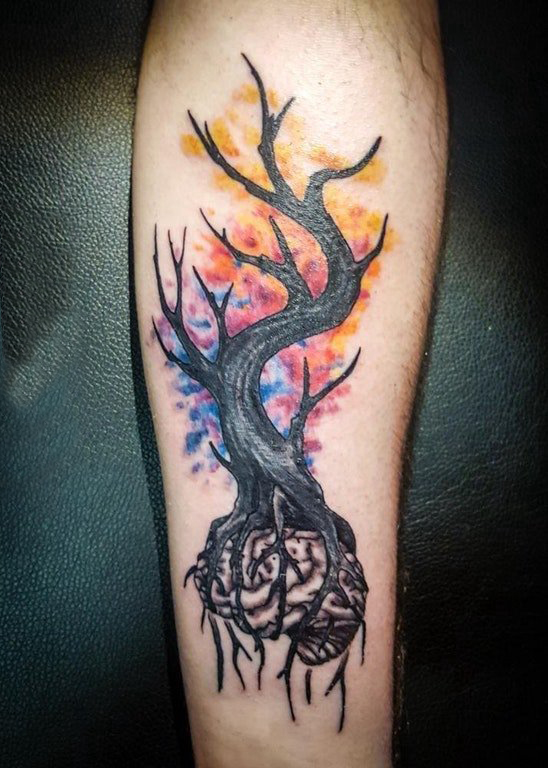 树纹身 男生小腿上树纹身图片