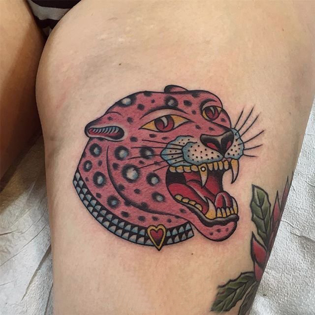 豹子头纹身 凶猛十足的小动物豹子头纹身图案