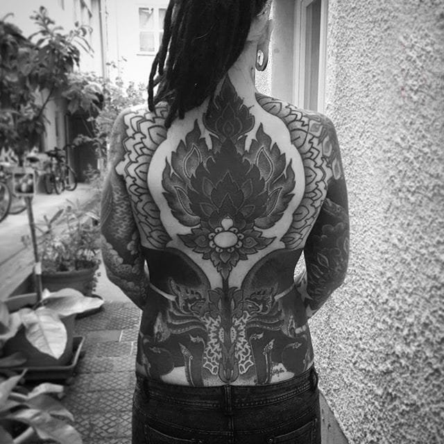 满背纹身图案 多款简单线条纹身素描满背纹身图案