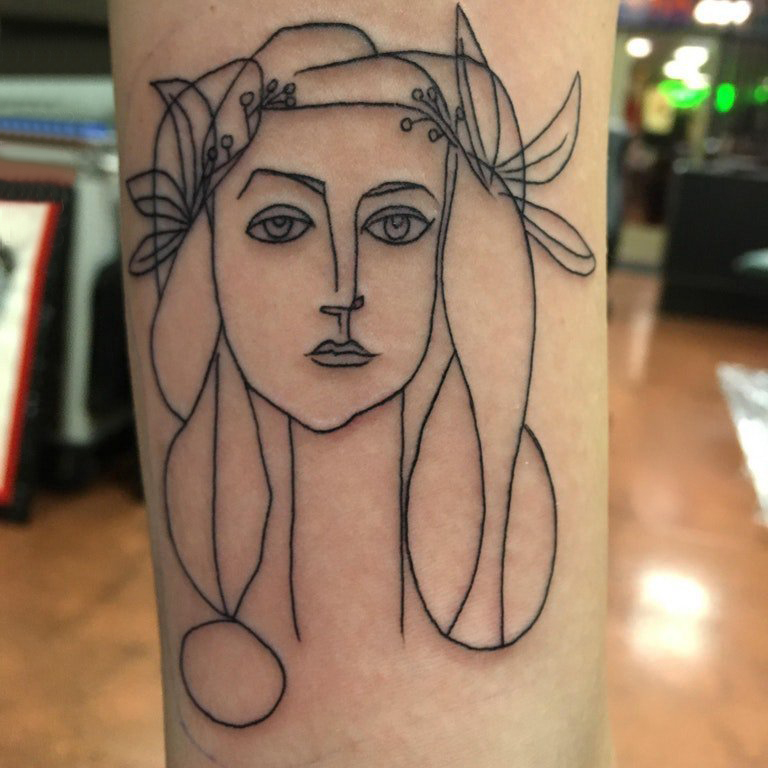 欧美抽象纹身 女生手臂上欧美抽象纹身图片