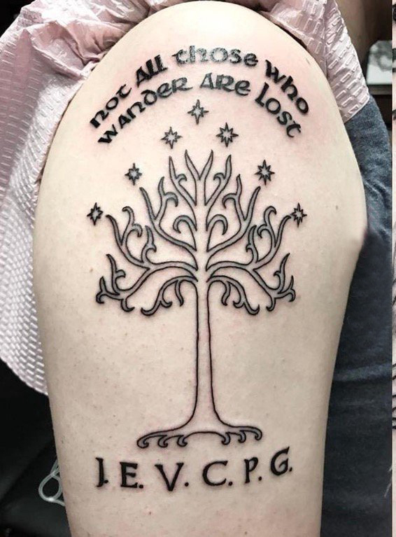 生命树纹身图案 女生手臂上树图腾纹身图片