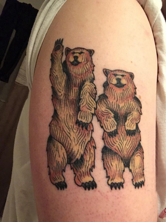 熊纹身 女生手臂上熊纹身图案