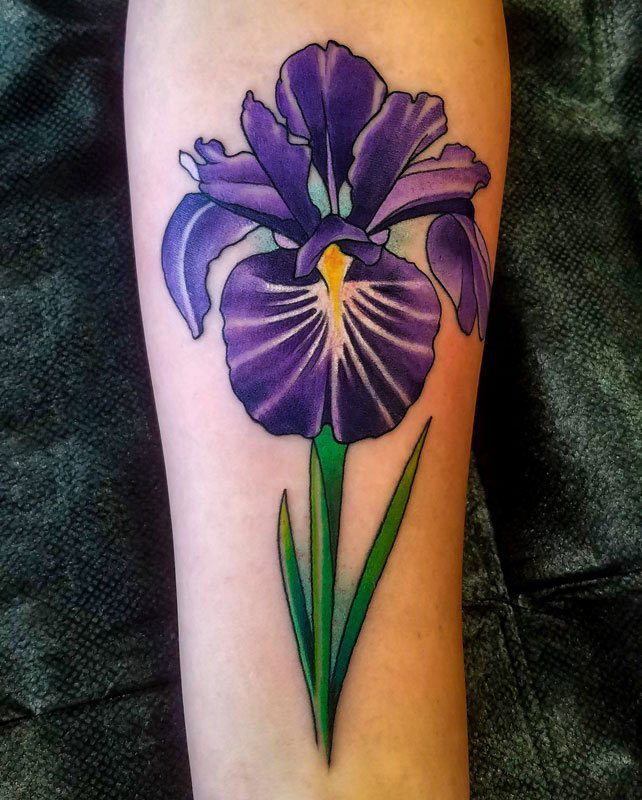彩色花朵纹身图案 女生手臂上花朵纹身图案