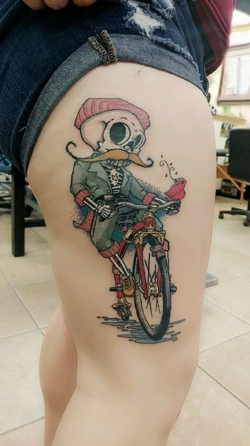 纹身卡通 女生大腿上卡通纹身图片