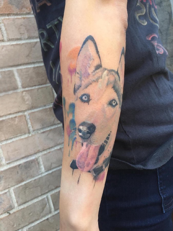 小狗纹身图片 女生手臂上狗头纹身图片