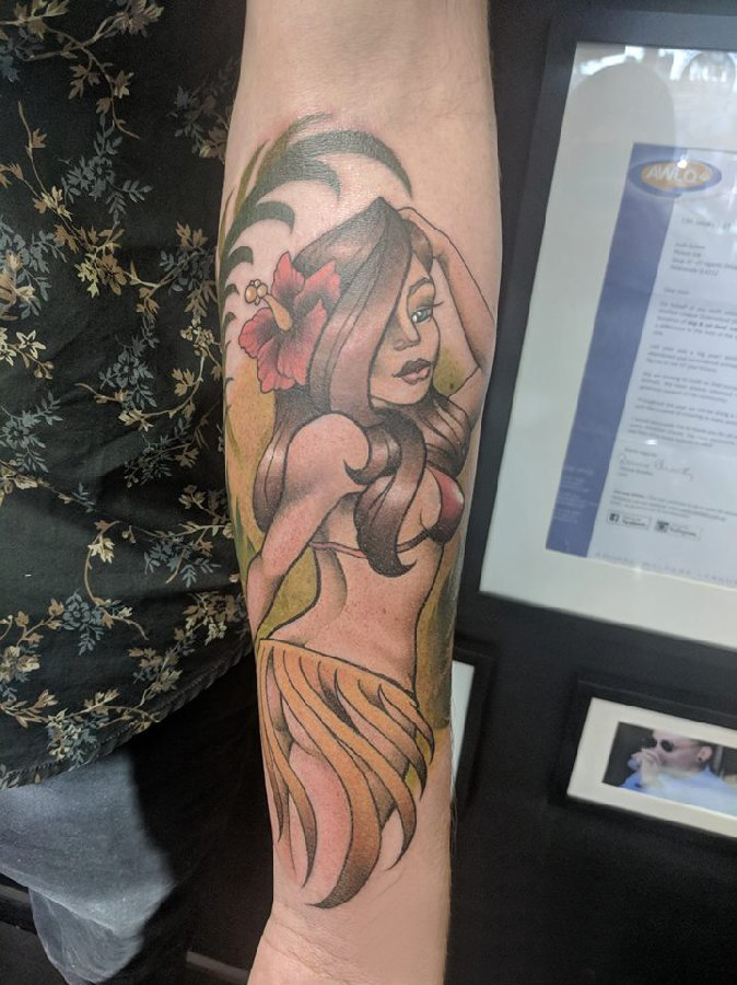 女生人物纹身图案 女生手臂上女生人物纹身图案