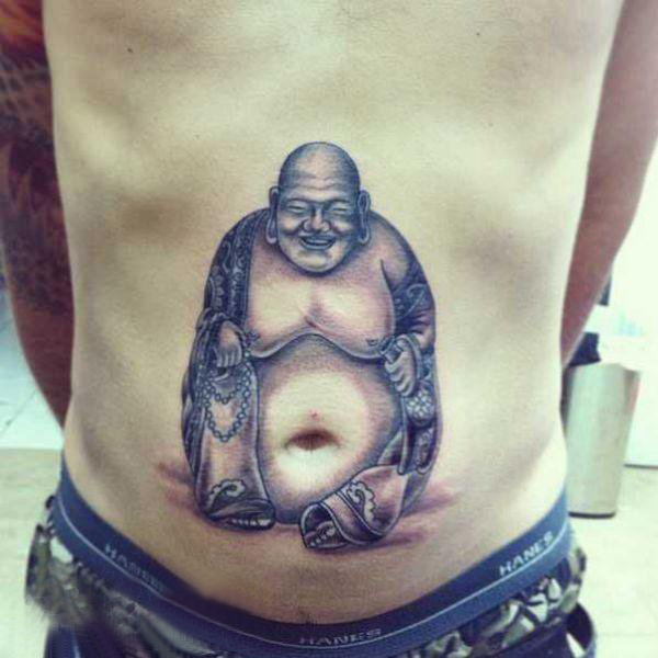 弥勒佛纹身肚子 男生腹部黑色的弥勒佛纹身图片
