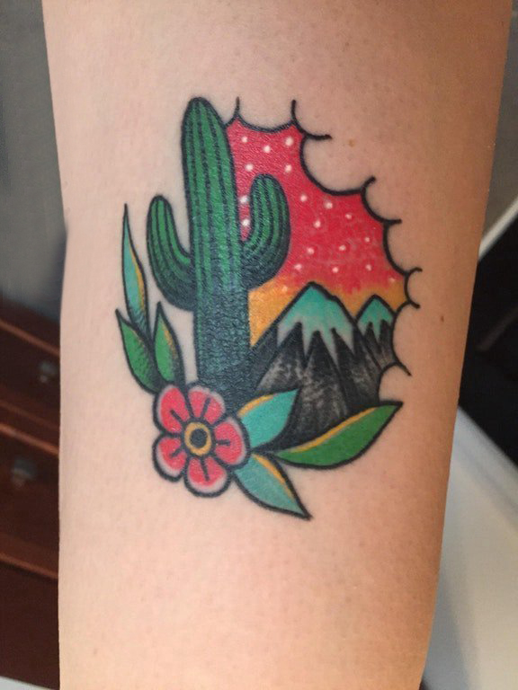 植物纹身 女生手臂上植物纹身图片
