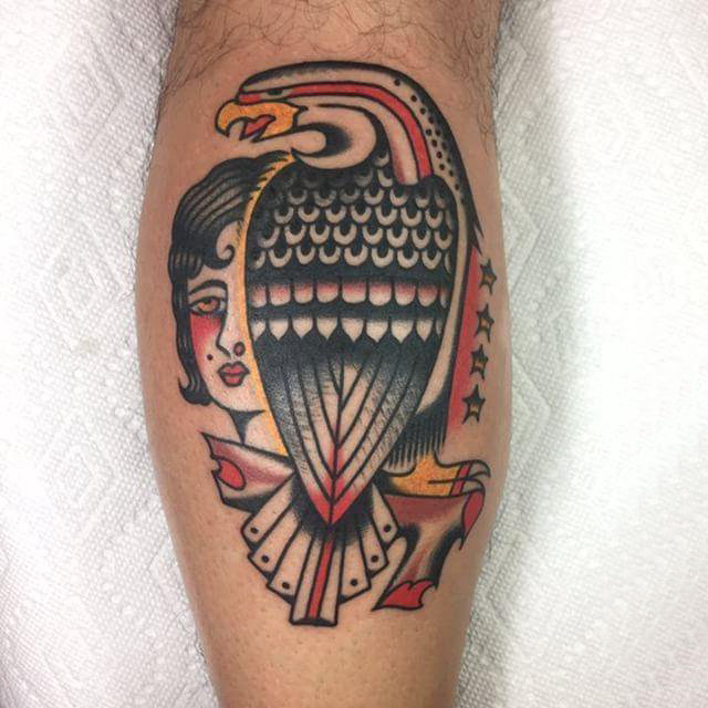 老鹰和女人纹身图案  男生手臂上老鹰和女人纹身图片