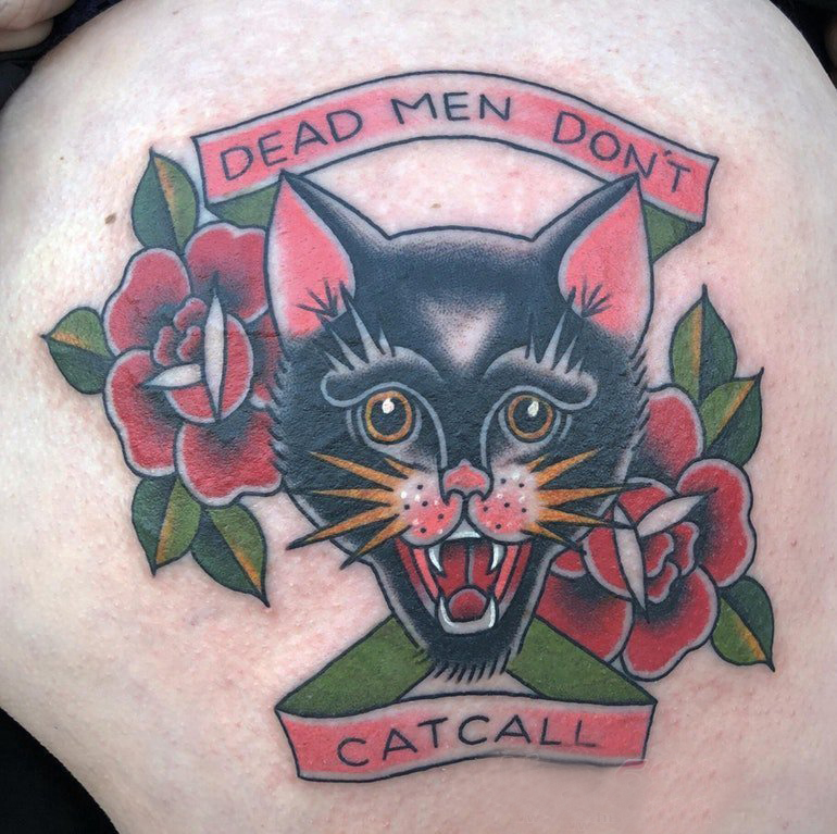 小清新猫咪纹身 女生大腿上花朵和猫咪纹身图片