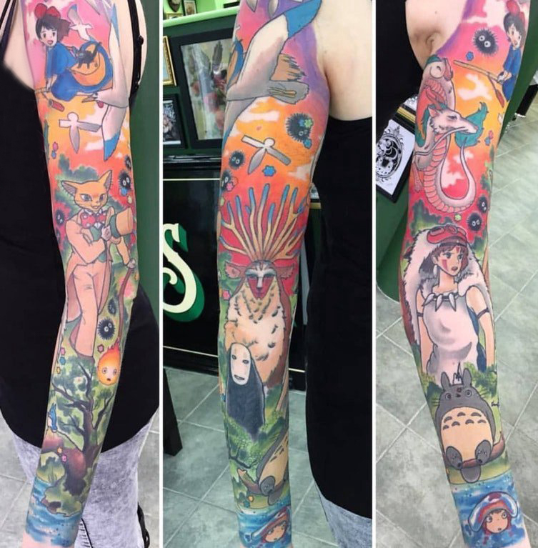 百乐动物纹身  女生手臂上彩绘的百乐动物纹身图片