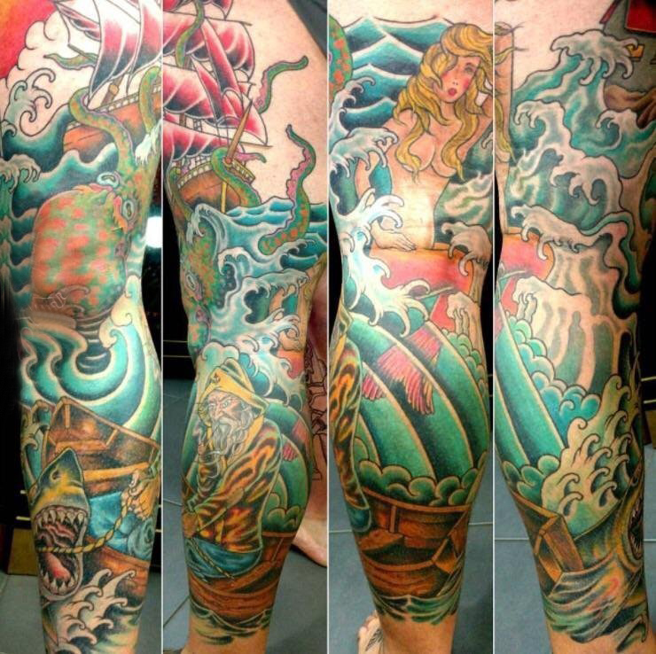 大海风景纹身  男生腿上彩绘的大海风景纹身图片