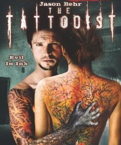 《纹身师》电影中人物后背上彩绘的线条纹身图片