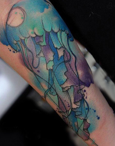水母纹身图案  彩色斑斓的水母纹身图案
