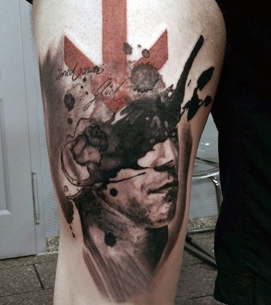 大腿纹身男 男生大腿上创意的人物纹身图片