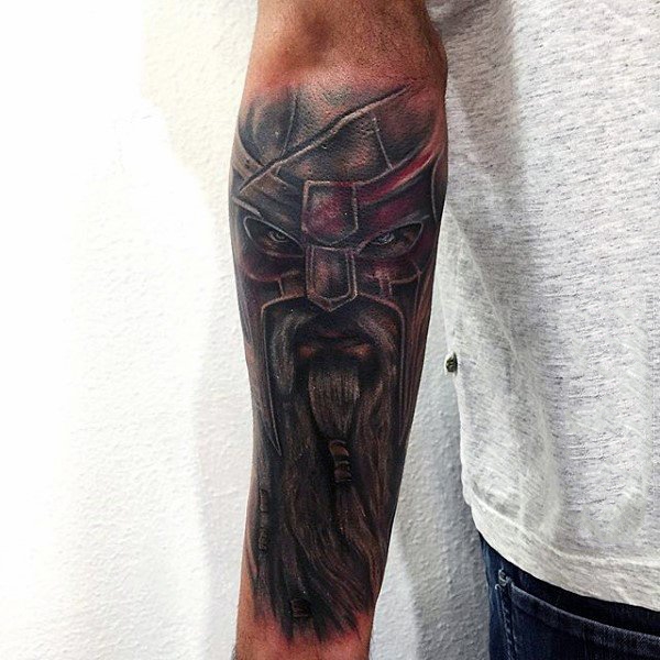 铁血战士纹身  骁勇善战的铁血战士纹身图案