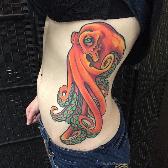 章鱼纹身图案   多款身姿柔软的章鱼纹身图案