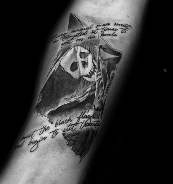 海盗骷髅纹身图案  多款黑灰海盗骷髅纹身图案
