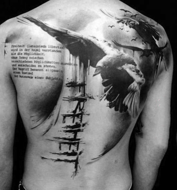 乌鸦纹身图   个性设计的乌鸦纹身图案