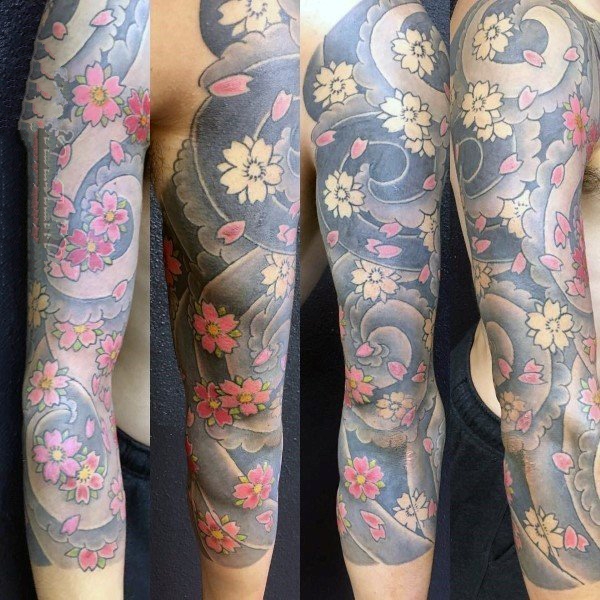 樱花纹身   风格百变的樱花纹身图案