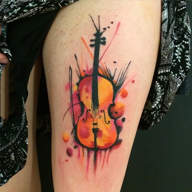 音乐纹身图案   创意表达的乐器纹身图案