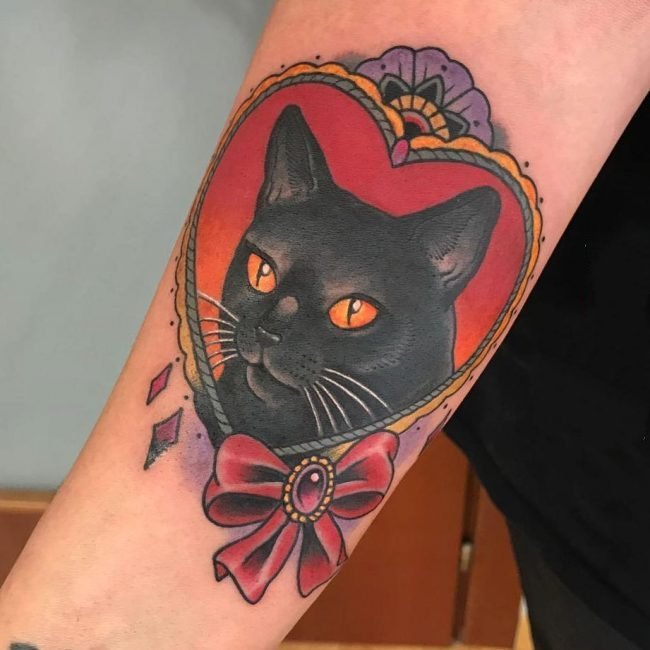 猫咪纹身图案   优雅灵敏的猫咪纹身图案