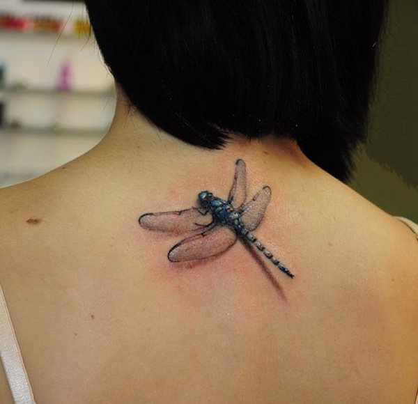 蜻蜓纹身图案    体态轻盈的蜻蜓纹身图案