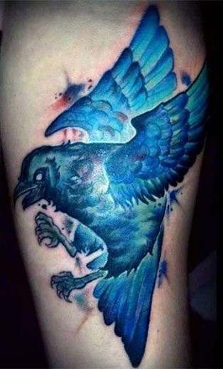 乌鸦纹身图   凌空飞翔的乌鸦纹身图案