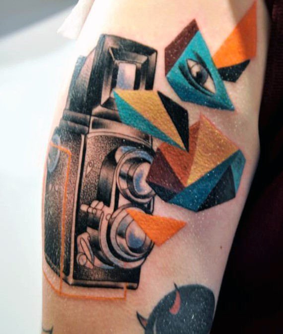 照相机纹身   多款设计感十足的照相机纹身图案
